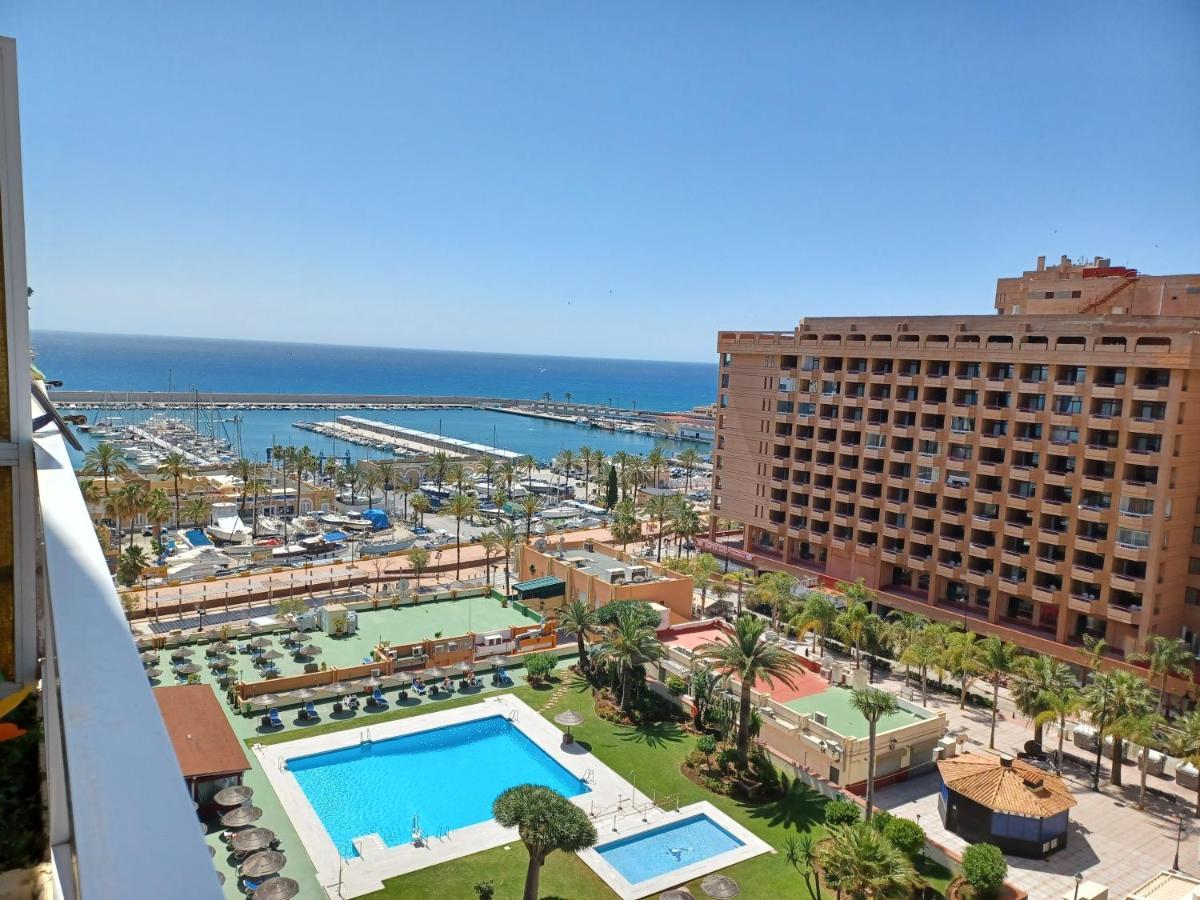 Apartament Primera Linea De Playa Y Vista Al Mar En Pyr Fuengirola Estudio Zewnętrze zdjęcie